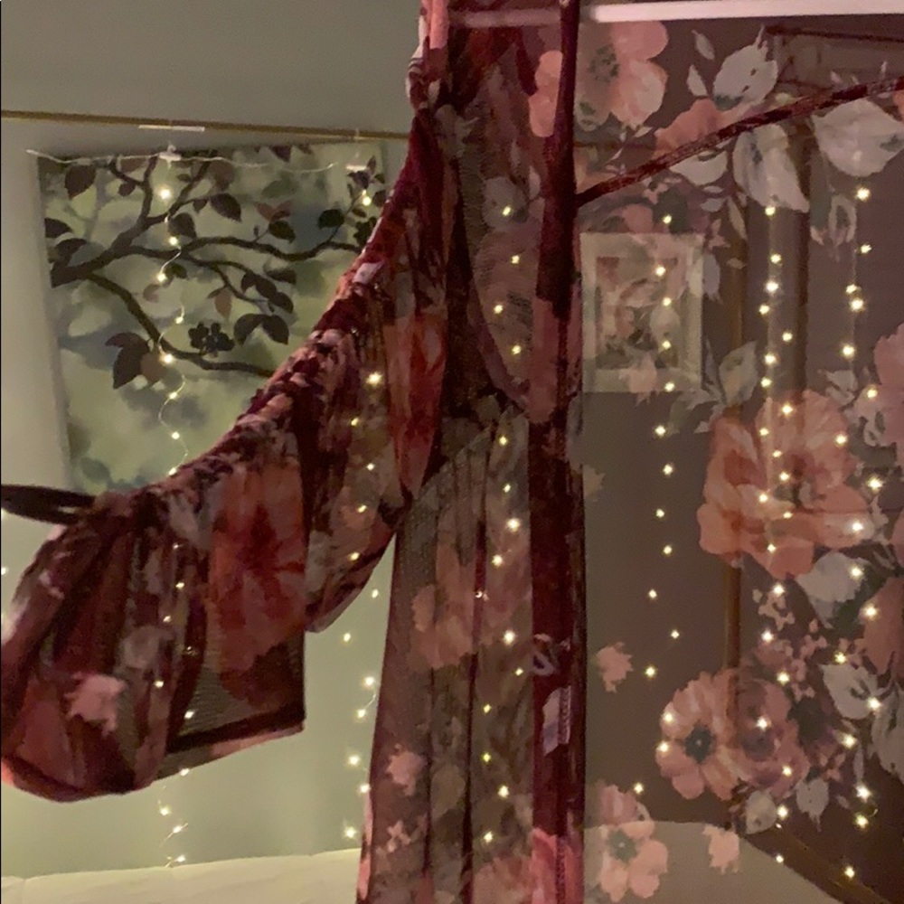 Kimono - Picture 3 of 3
